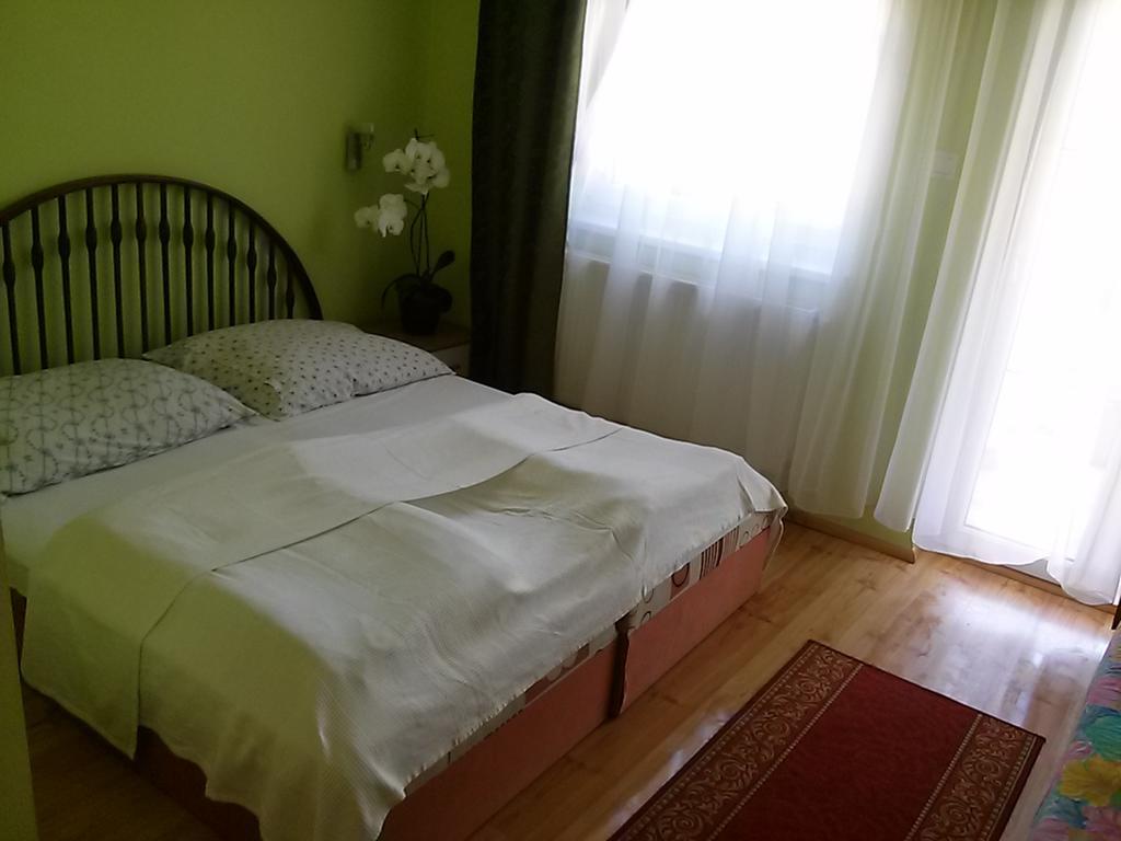 Liget Panzio Otel Nyirbogdany Dış mekan fotoğraf